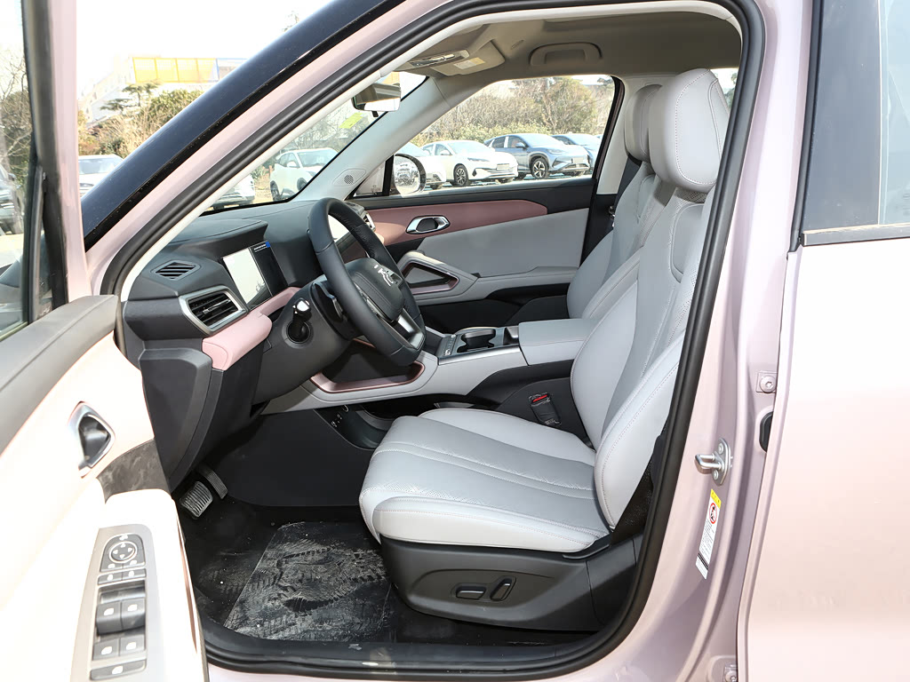 2025 BYD Yuan UP Image 15